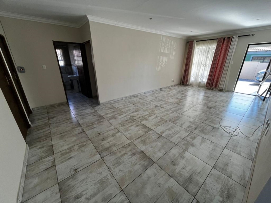3 Bedroom Property for Sale in The Orchards Gauteng