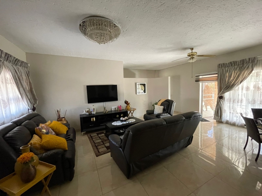 2 Bedroom Property for Sale in Vanderbijlpark CE Gauteng