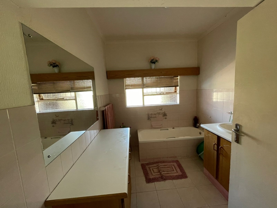 2 Bedroom Property for Sale in Vanderbijlpark CE Gauteng