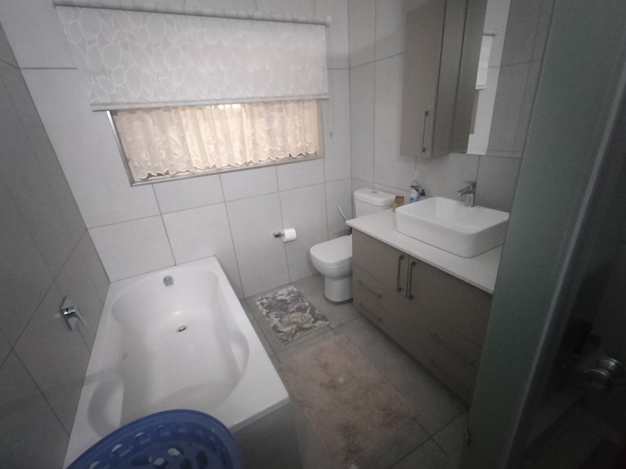 4 Bedroom Property for Sale in Pretoria North Gauteng