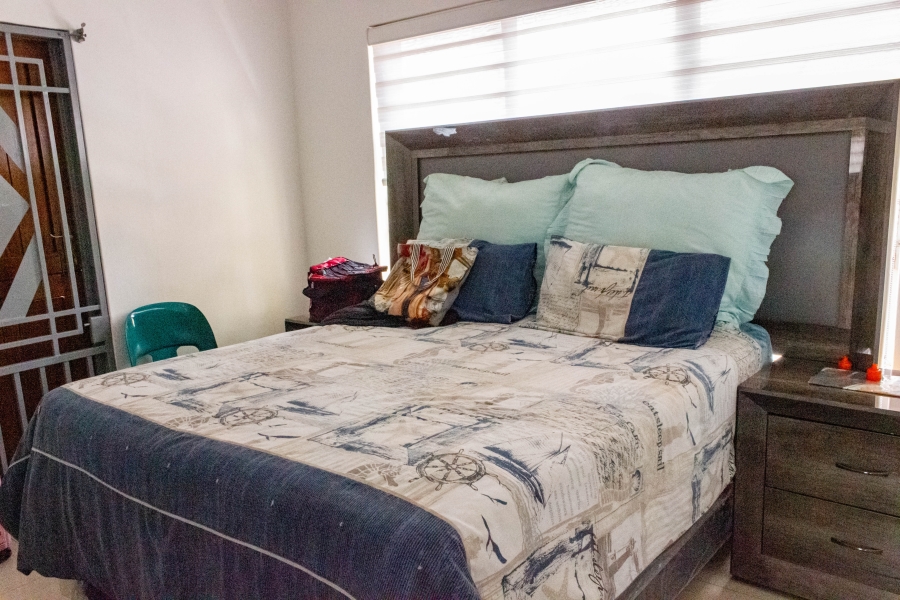 4 Bedroom Property for Sale in Ninapark Gauteng