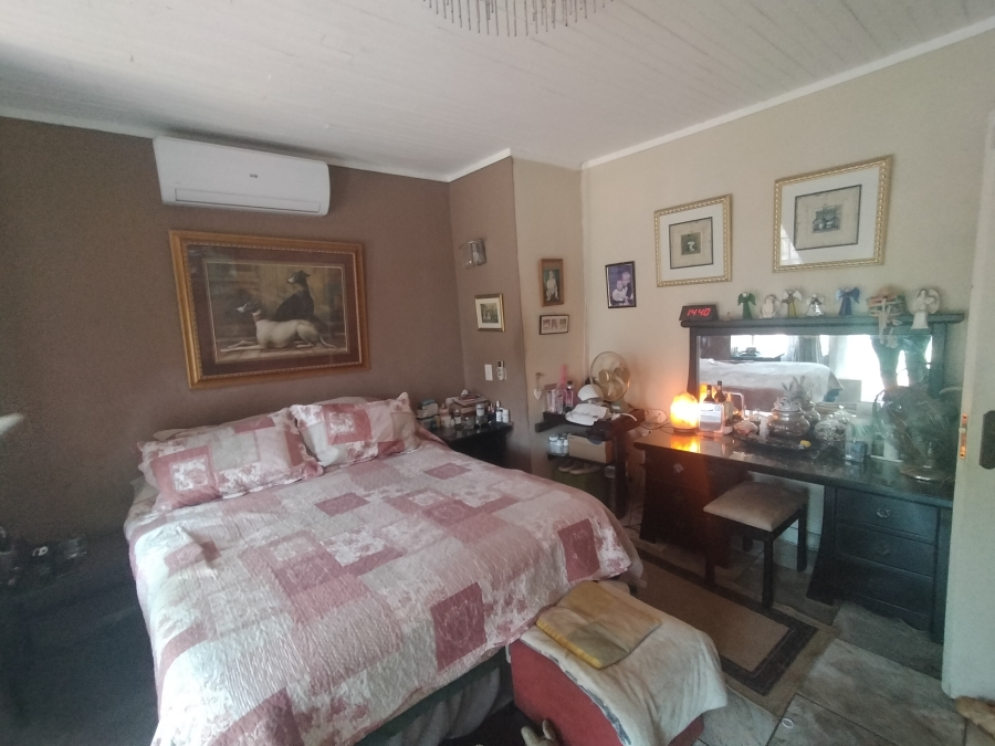 4 Bedroom Property for Sale in Florauna Gauteng