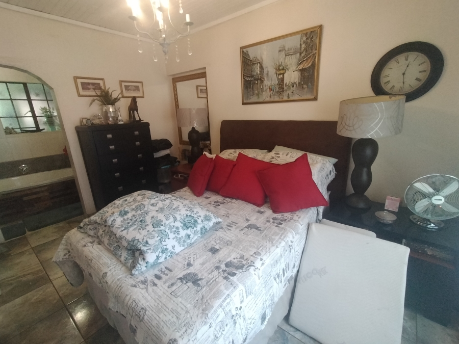 4 Bedroom Property for Sale in Florauna Gauteng