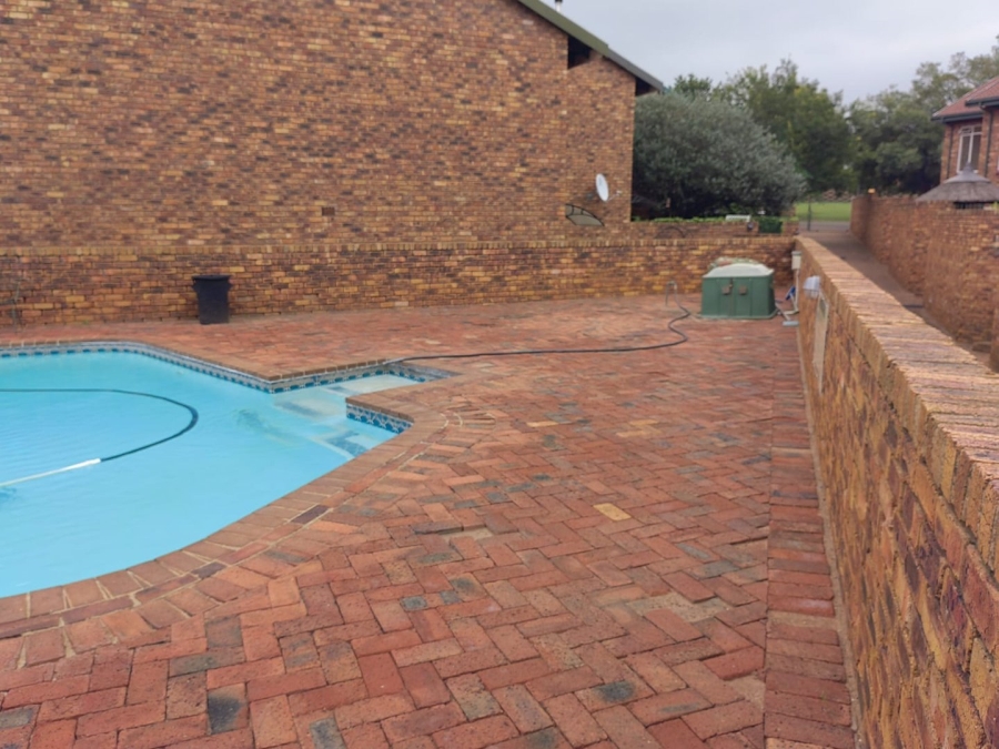 3 Bedroom Property for Sale in Heidelberg Gauteng