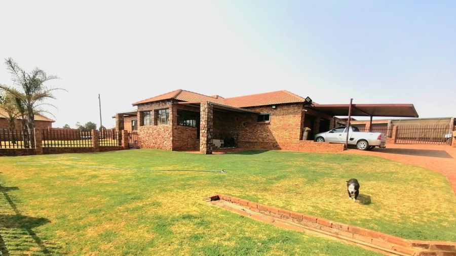 4 Bedroom Property for Sale in Bothas Geluk Gauteng