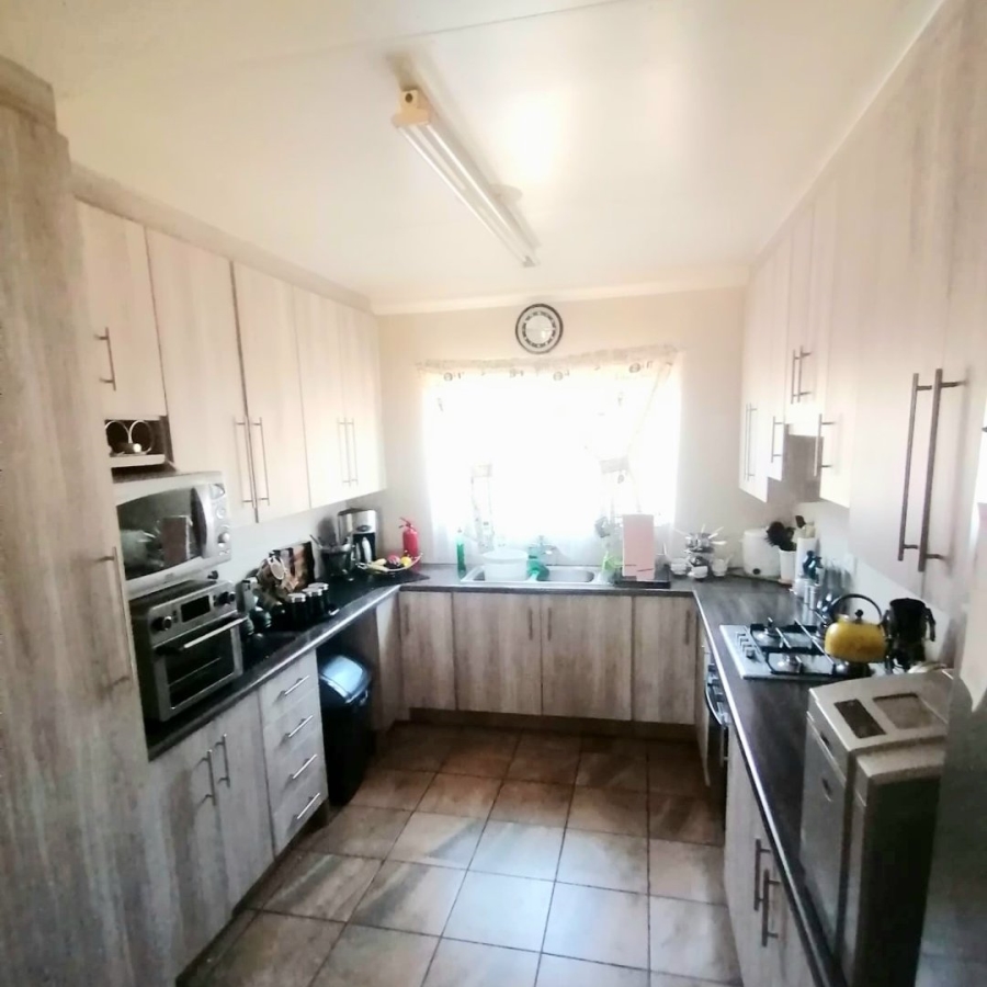 4 Bedroom Property for Sale in Bothas Geluk Gauteng