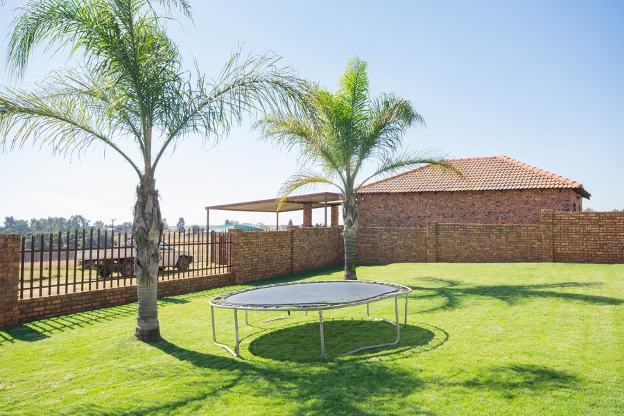 4 Bedroom Property for Sale in Bothas Geluk Gauteng