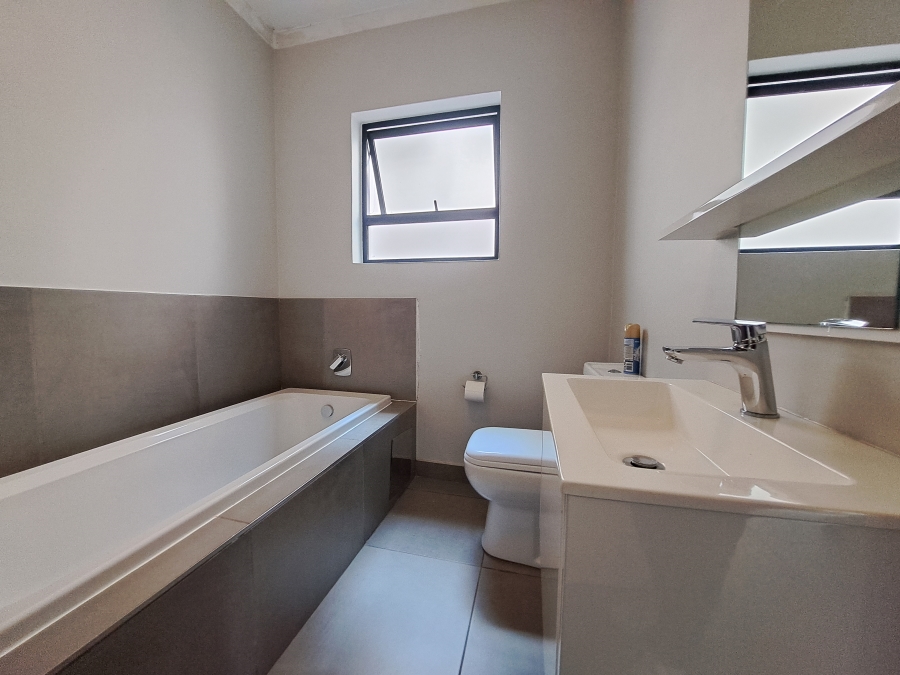 2 Bedroom Property for Sale in Morningside Gauteng