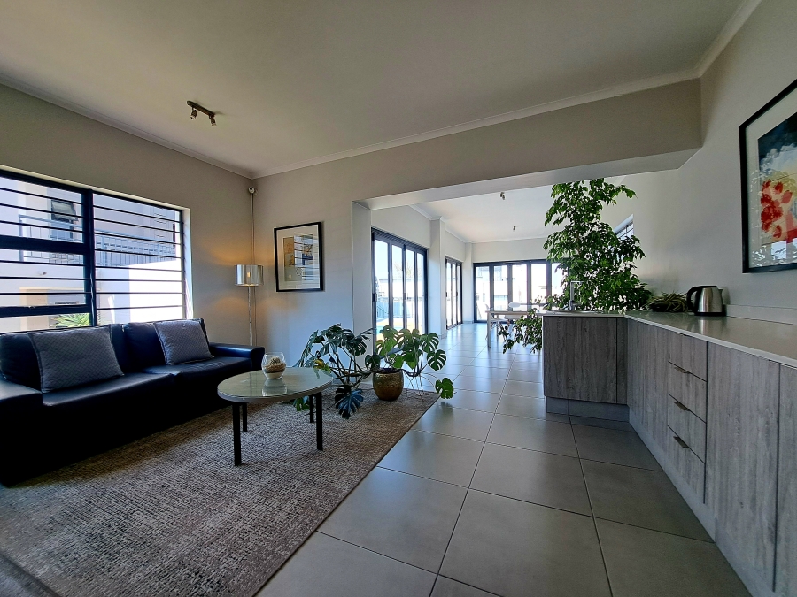 2 Bedroom Property for Sale in Morningside Gauteng