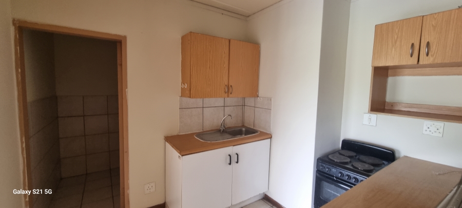 2 Bedroom Property for Sale in Hillcrest Gauteng