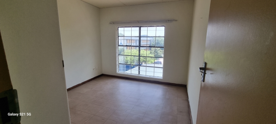 2 Bedroom Property for Sale in Hillcrest Gauteng