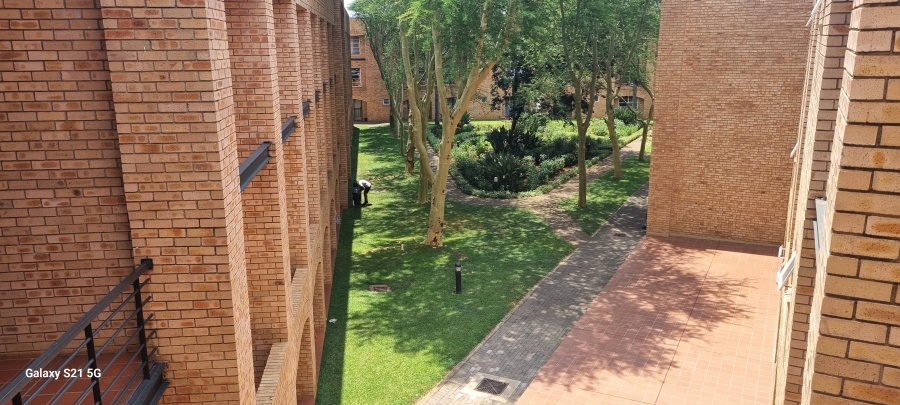 2 Bedroom Property for Sale in Hillcrest Gauteng
