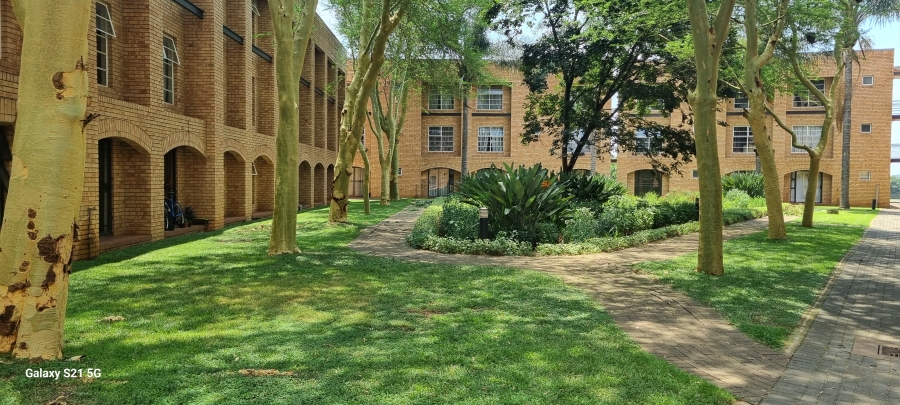 2 Bedroom Property for Sale in Hillcrest Gauteng