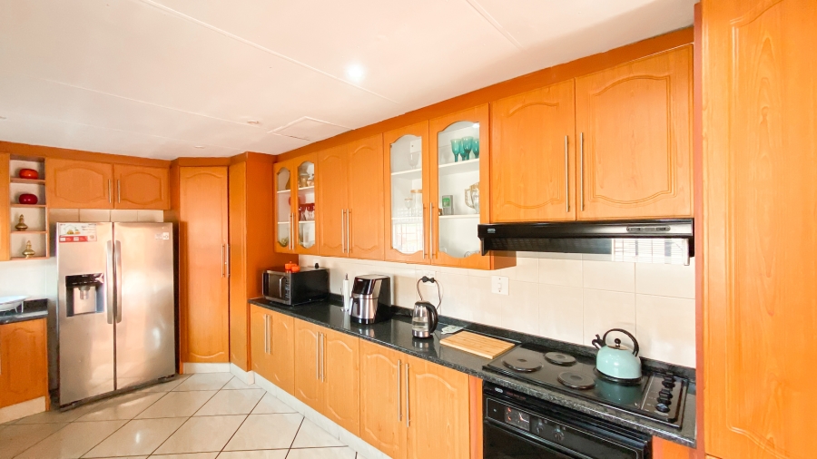 4 Bedroom Property for Sale in Eersterust Gauteng