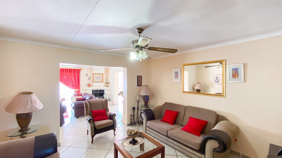 4 Bedroom Property for Sale in Eersterust Gauteng