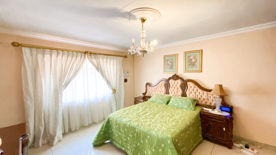 4 Bedroom Property for Sale in Eersterust Gauteng