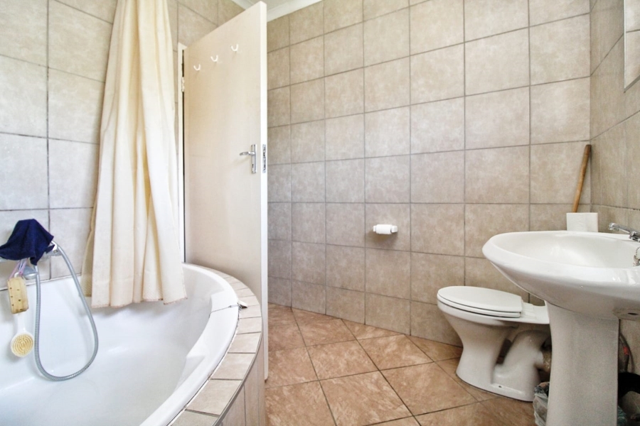 3 Bedroom Property for Sale in Primrose Hill Gauteng