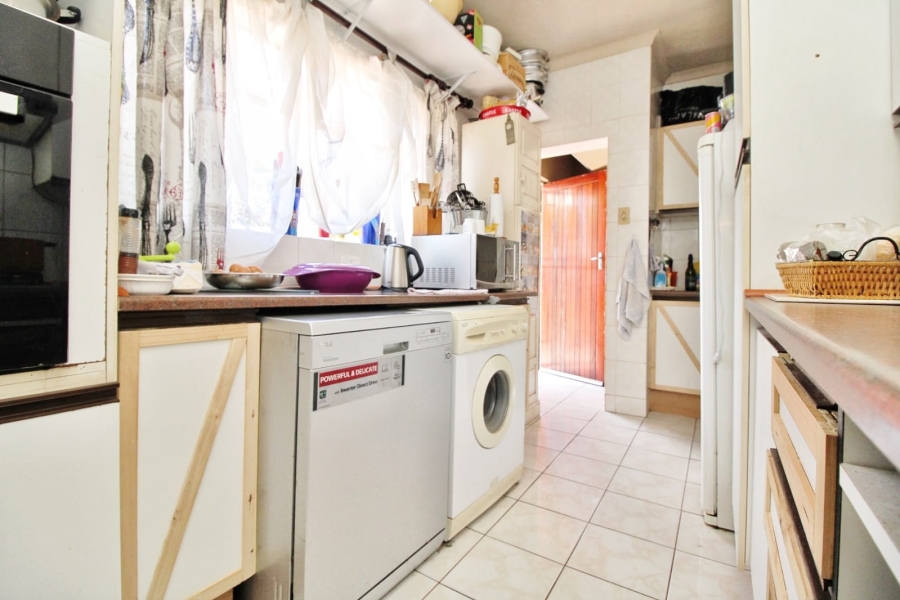 3 Bedroom Property for Sale in Primrose Hill Gauteng