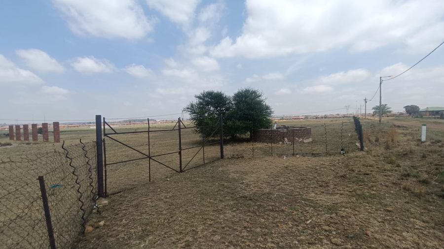 2 Bedroom Property for Sale in Roods Gardens Gauteng