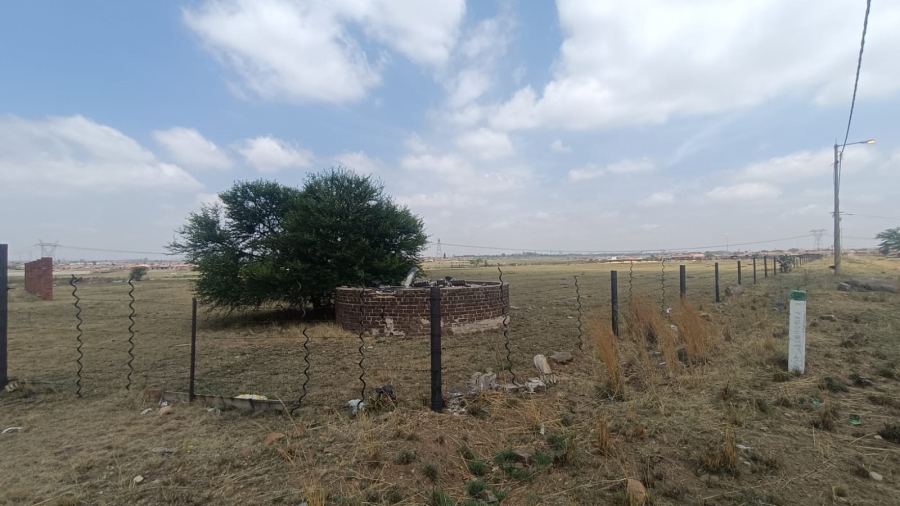 2 Bedroom Property for Sale in Roods Gardens Gauteng
