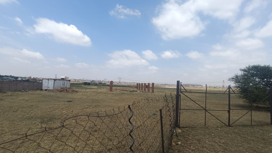 2 Bedroom Property for Sale in Roods Gardens Gauteng