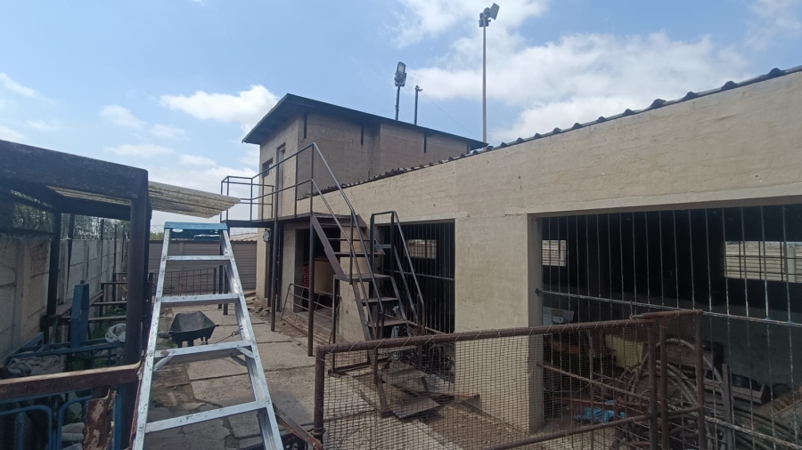 2 Bedroom Property for Sale in Roods Gardens Gauteng