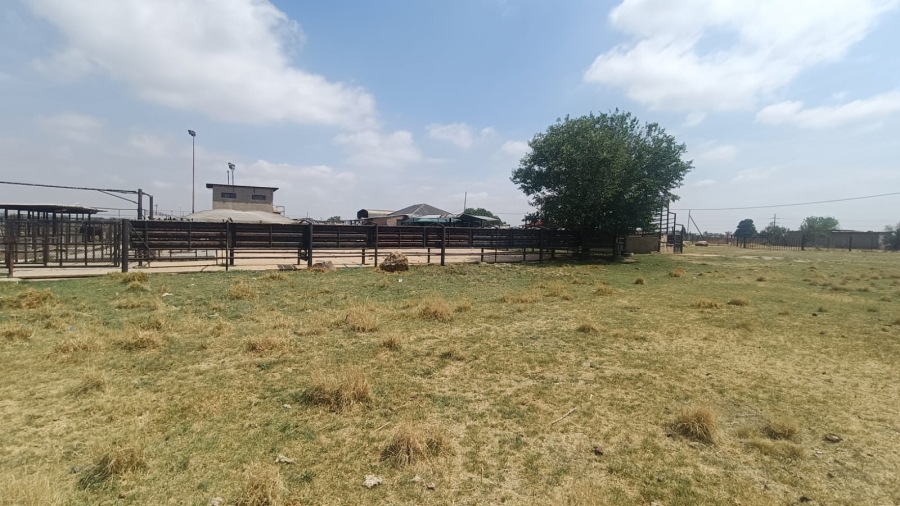 2 Bedroom Property for Sale in Roods Gardens Gauteng