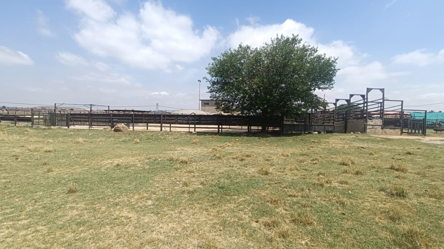 2 Bedroom Property for Sale in Roods Gardens Gauteng