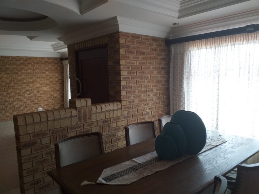 3 Bedroom Property for Sale in Falcon Ridge Gauteng