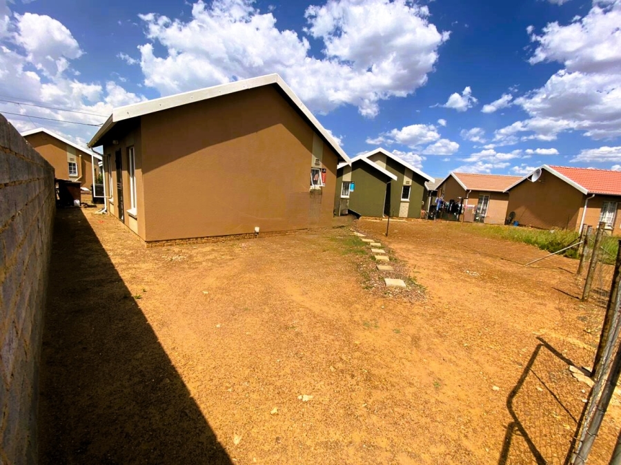 2 Bedroom Property for Sale in Savanna City Gauteng