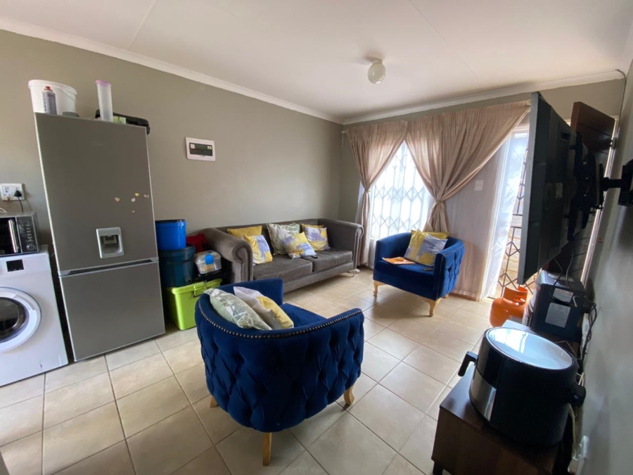 2 Bedroom Property for Sale in Savanna City Gauteng