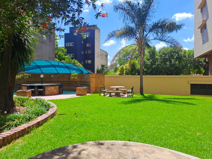 2 Bedroom Property for Sale in Parktown Gauteng