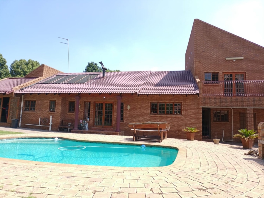 3 Bedroom Property for Sale in Vanderbijlpark SE 4 Gauteng