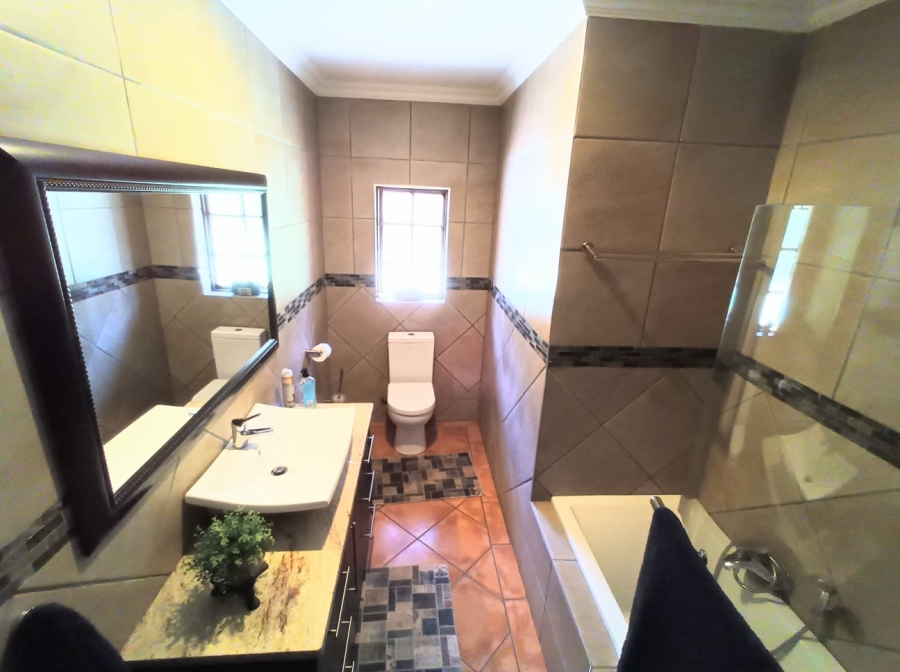 3 Bedroom Property for Sale in Vanderbijlpark SE 4 Gauteng