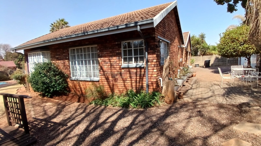 3 Bedroom Property for Sale in Vanderbijlpark SE 4 Gauteng