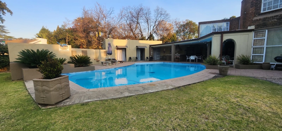 8 Bedroom Property for Sale in Vanderbijlpark SW 5 Gauteng