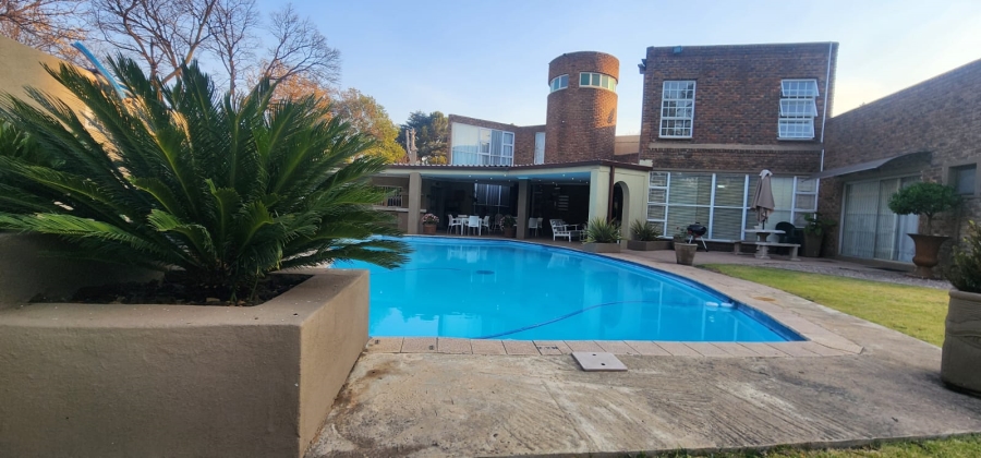8 Bedroom Property for Sale in Vanderbijlpark SW 5 Gauteng