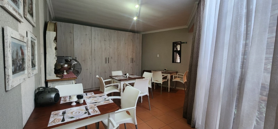 8 Bedroom Property for Sale in Vanderbijlpark SW 5 Gauteng