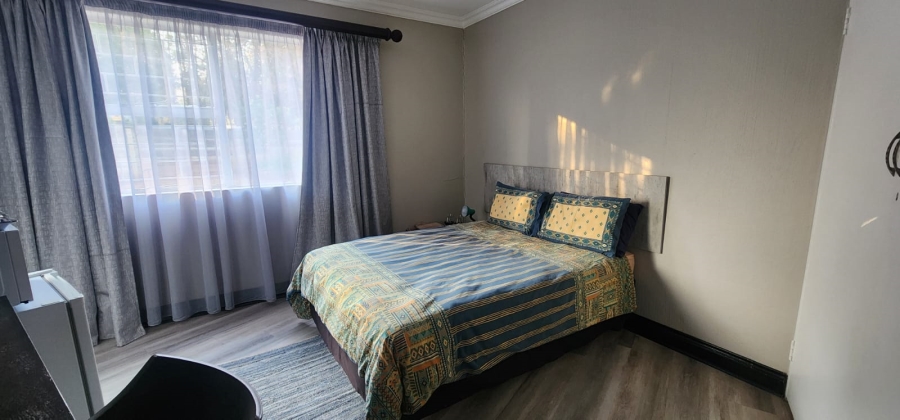 8 Bedroom Property for Sale in Vanderbijlpark SW 5 Gauteng