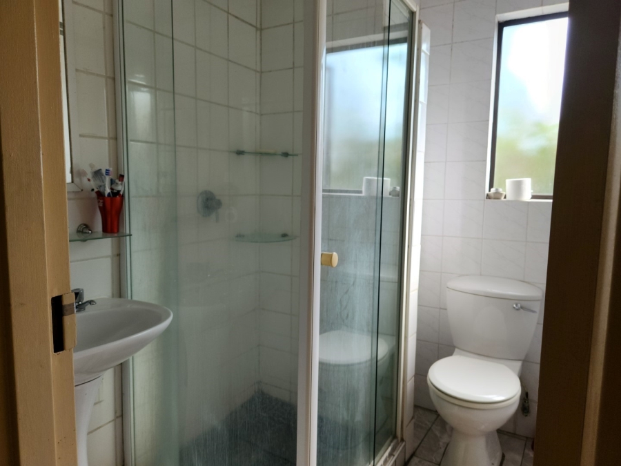 2 Bedroom Property for Sale in Bloubosrand Gauteng