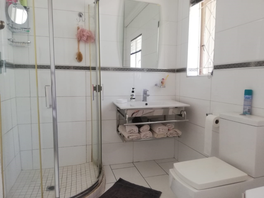 3 Bedroom Property for Sale in Three Rivers East Gauteng