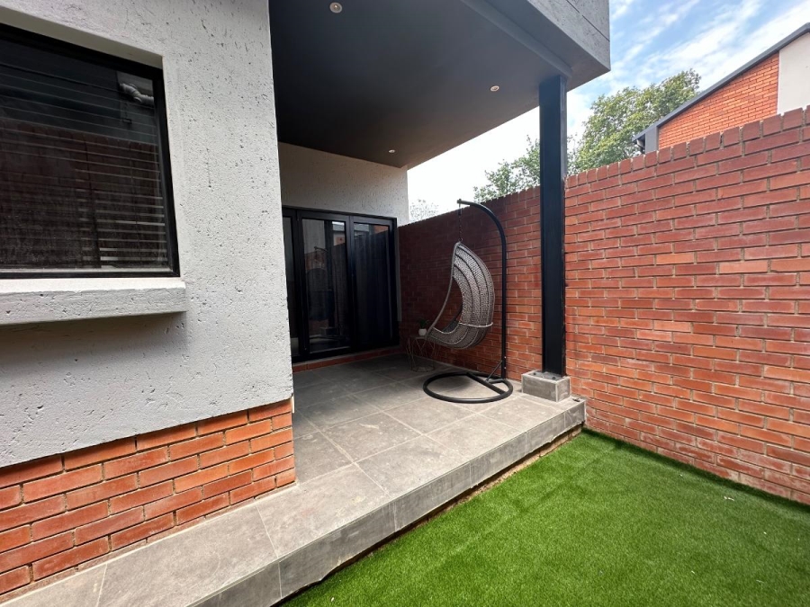 3 Bedroom Property for Sale in Rivonia Gauteng