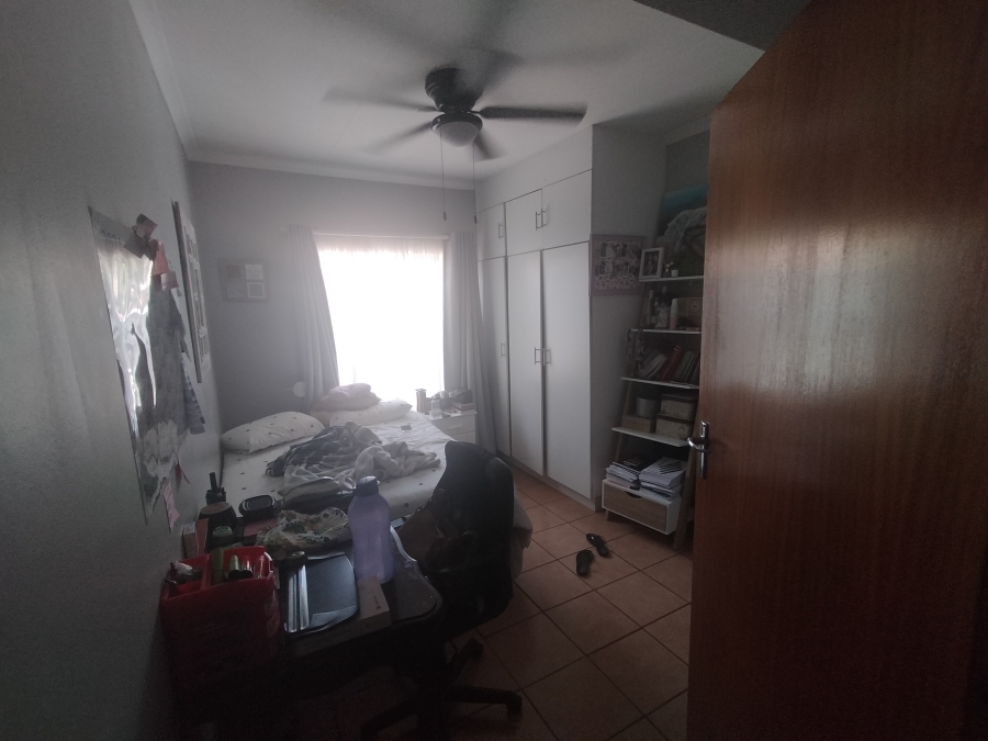 4 Bedroom Property for Sale in Florauna Gauteng