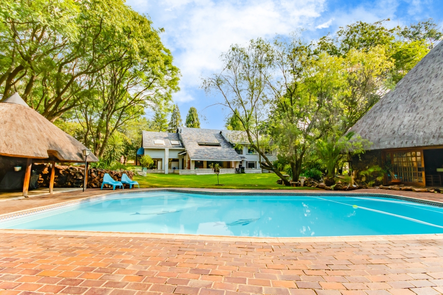 7 Bedroom Property for Sale in Chartwell Gauteng