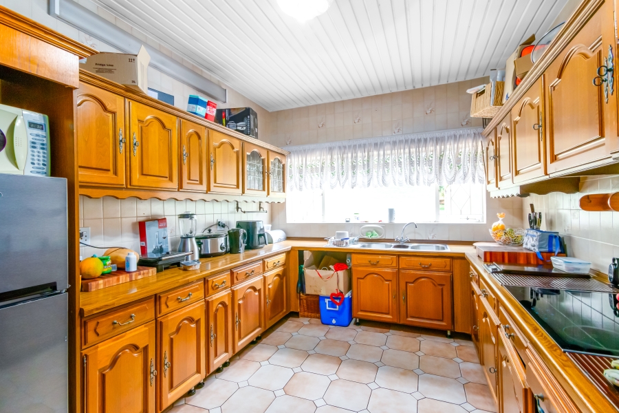 7 Bedroom Property for Sale in Chartwell Gauteng