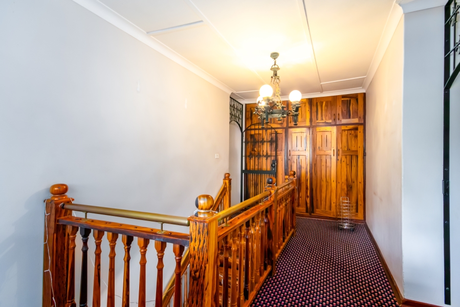 7 Bedroom Property for Sale in Chartwell Gauteng