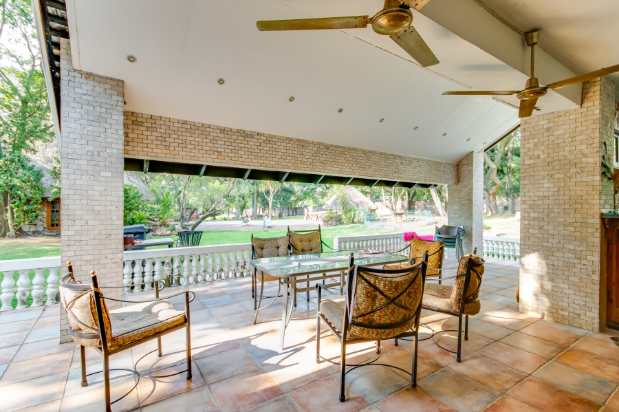 7 Bedroom Property for Sale in Chartwell Gauteng