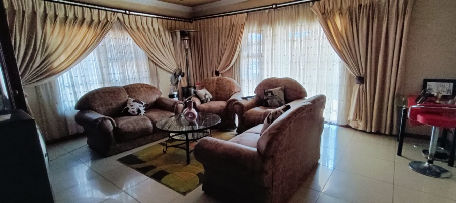 3 Bedroom Property for Sale in Vanderbijlpark CE 4 Gauteng