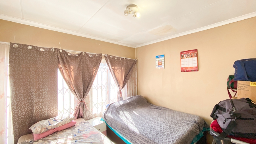 2 Bedroom Property for Sale in Vorna Valley Gauteng