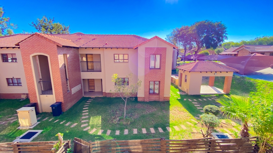 2 Bedroom Property for Sale in Vorna Valley Gauteng